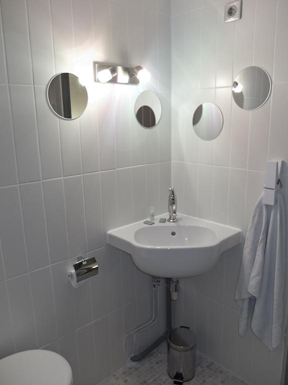 Hotel Au Fil De L'Eau - La Malate Besançon Pokoj fotografie